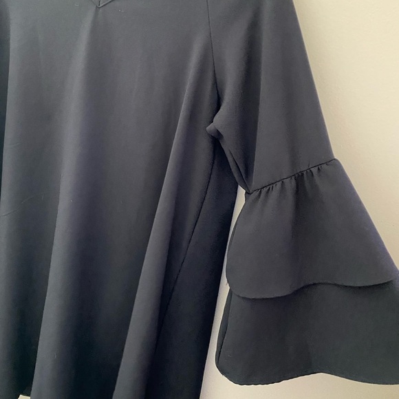 Women’s Altar’d State Black V-Neck Tiered Long Sleeve Mini Dress Size Small - Picture 4 of 5